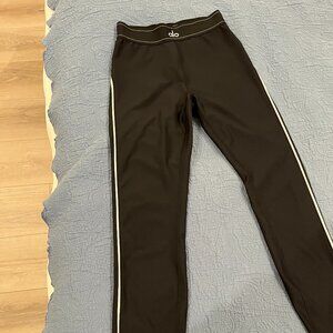 Alo suit up leggings sz small